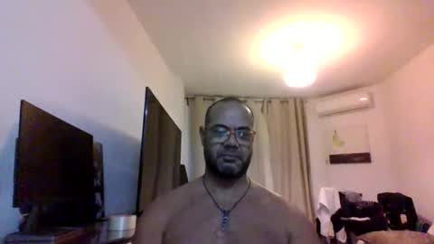 Snapshot of heistt chatting on 11-03-25, 11:26 Heist Stein online show from 11-03-25, 11:26