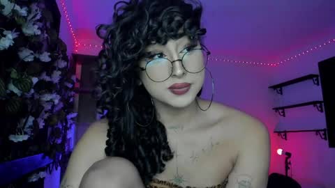 Heka Prudence online show from 04-19-26, 04:01