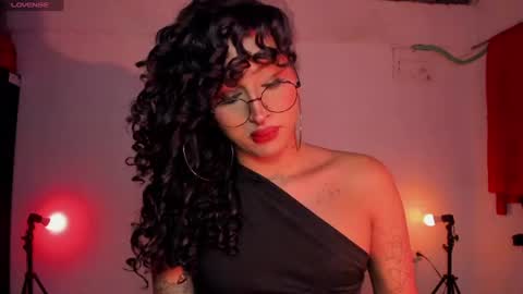 Snapshot of heka_prudence chatting on 06-30-26, 03:29 Heka Prudence online show from 06-30-26, 03:29
