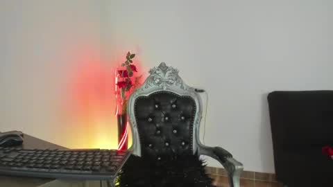 Snapshot of hela_wet chatting on 02-01-25, 01:44 Hela   Independent model online show from 02-01-25, 01:44