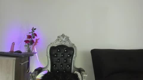 Snapshot of hela_wet chatting on 02-13-25, 03:39 Hela   Independent model online show from 02-13-25, 03:39