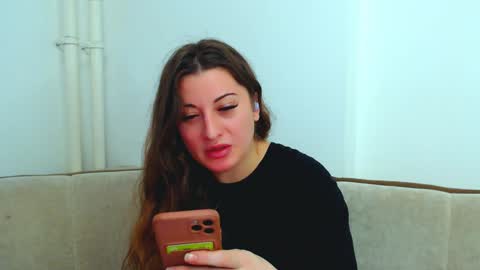 helen_adams_ online show from 12-18-24, 06:53