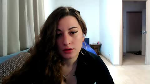 Snapshot of helen_adams_ chatting on 05-05-26, 06:10 helen_adams_ online show from 05-05-26, 06:10