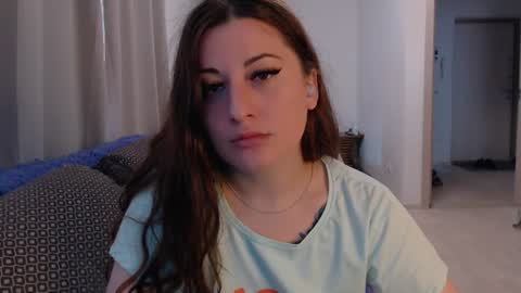 Snapshot of helen_adams_ chatting on 07-20-26, 05:33 helen_adams_ online show from 07-20-26, 05:33