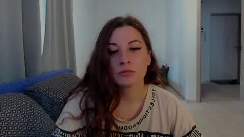 Snapshot of helen_adams_ chatting on 07-28-26, 12:23 helen_adams_ online show from 07-28-26, 12:23