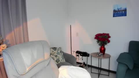 helen_miller online show from 02-18-25, 02:05