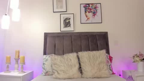 Helen  online show from 02-07-26, 01:15