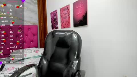 Helen online show from 06-27-26, 06:46
