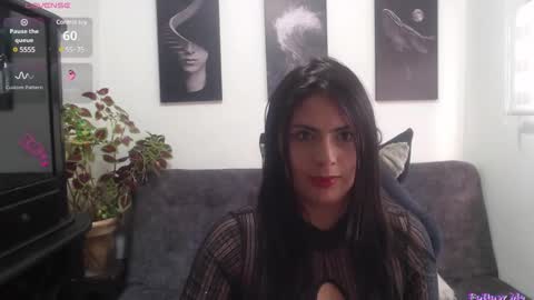 Snapshot of helena_olivet chatting on 09-21-25, 11:12 HELENA online show from 09-21-25, 11:12