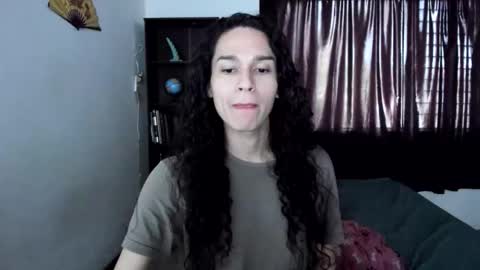 Snapshot of helena_spellman chatting on 04-22-26, 06:42 helena_spellman online show from 04-22-26, 06:42