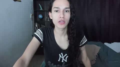 Snapshot of helena_spellman chatting on 05-22-26, 03:46 helena_spellman online show from 05-22-26, 03:46
