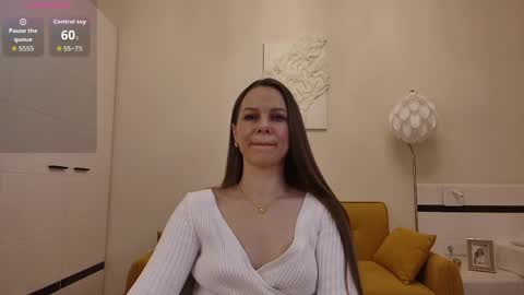 Snapshot of helenbenit chatting on 05-13-26, 07:55 Helen online show from 05-13-26, 07:55