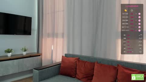 Sarah  here Help to make 100 thumbs up  online show from 02-09-25, 11:47