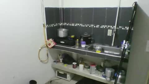 helenoliveira76340912 online show from 04-14-26, 01:33