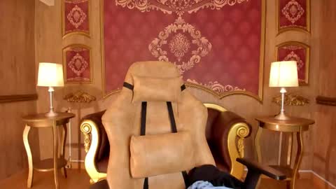 Helen or Hells online show from 10-04-25, 11:52