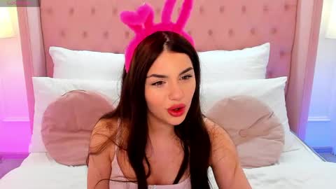 Helen online show from 04-11-26, 07:29
