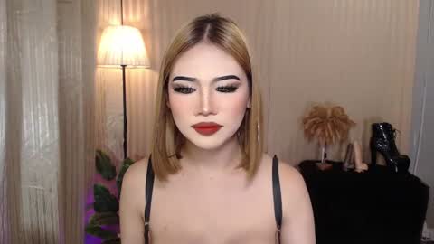 Helery online show from 07-30-26, 02:43