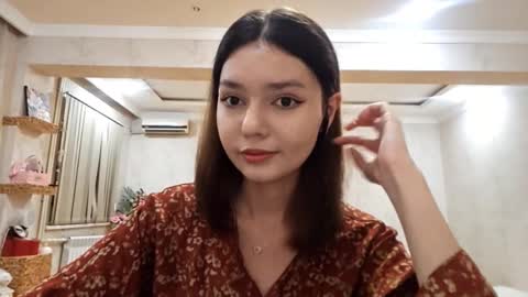 Alice online show from 09-25-25, 05:49