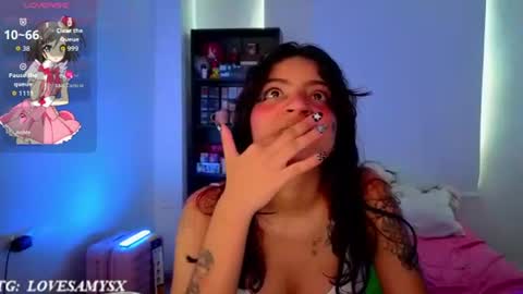 Helia Transfem and Amy online show from 06-12-26, 06:40