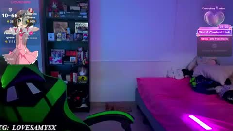 Helia Transfem and Amy online show from 07-30-26, 04:55