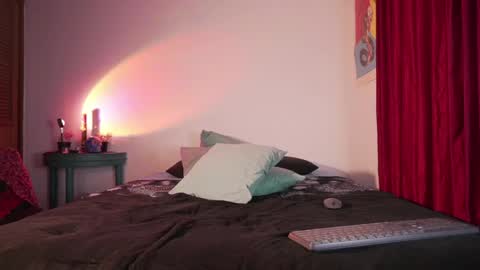 Snapshot of heliero chatting on 04-25-26, 01:41 Helio online show from 04-25-26, 01:41
