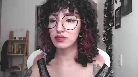 Snapshot of hell_666_xxx chatting on 02-27-25, 02:21 cher online show from 02-27-25, 02:21