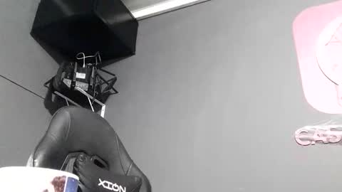 Eros online show from 10-21-25, 09:32