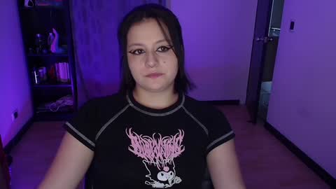 Snapshot of hell_dancer_ chatting on 02-06-25, 11:04 Lexa online show from 02-06-25, 11:04