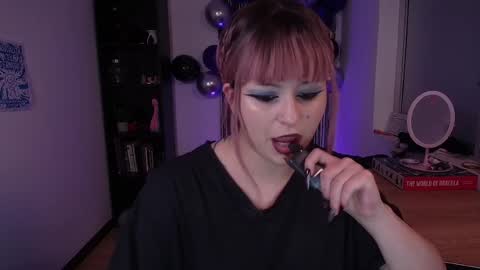 Lexa online show from 10-28-25, 12:03