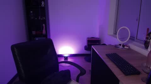 Lexa online show from 11-15-25, 01:58