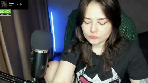 Red online show from 05-29-26, 07:01