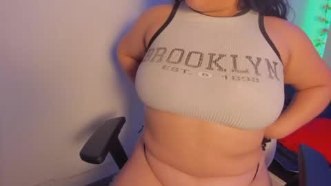 Snapshot of hellen__smith_ chatting on 04-27-26, 06:55 hellen__smith_ online show from 04-27-26, 06:55
