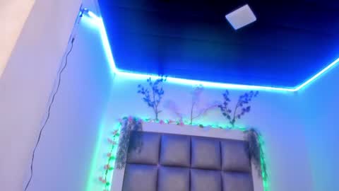hellen__smith_ online show from 06-13-26, 03:59
