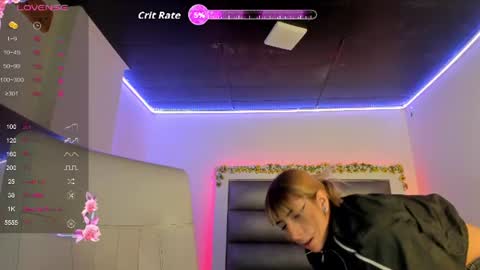 hellen__smith_ online show from 06-16-26, 08:11