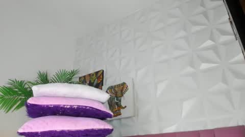 hellen     online show from 06-11-26, 07:34