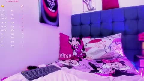 hellen_starx online show from 11-07-25, 02:39