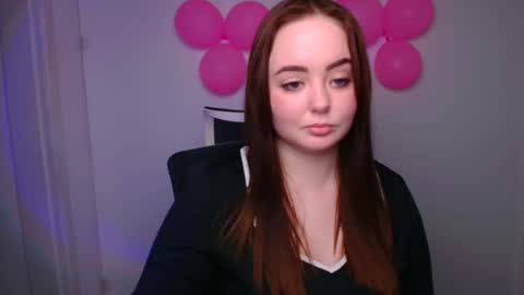 Snapshot of hellen_way chatting on 02-18-25, 04:37 Hellen online show from 02-18-25, 04:37