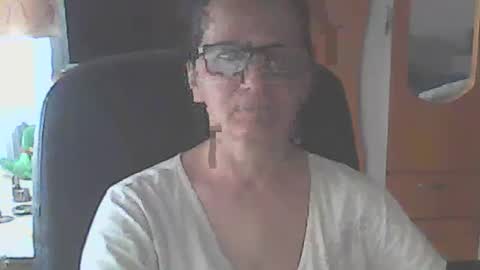 Snapshot of hellenmarie chatting on 05-17-26, 10:44 hellenmarie online show from 05-17-26, 10:44