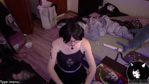 Hayley online show from 03-28-26, 11:15