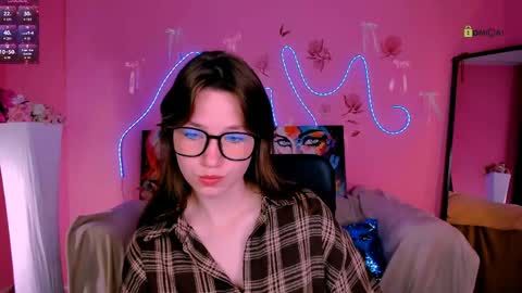 Helli online show from 05-27-26, 07:22