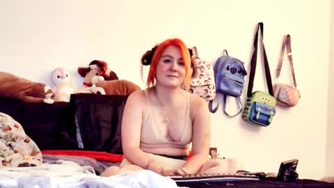 HellienaDesroser online show from 09-28-25, 03:34