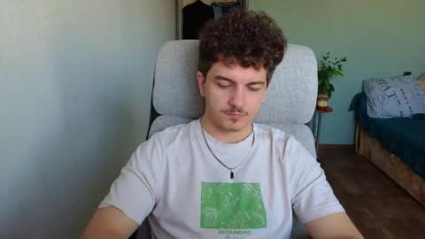 Remy online show from 04-03-26, 04:32