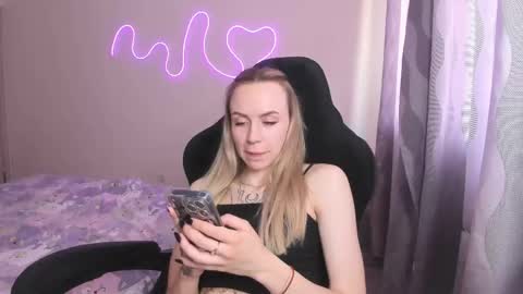Lisa online show from 06-05-26, 02:45