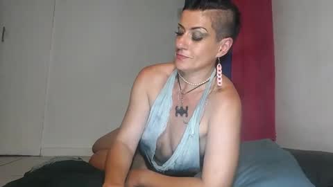 Cleo online show from 01-11-25, 12:33