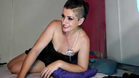 Cleo online show from 02-08-25, 12:06