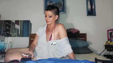 Cleo online show from 02-17-25, 09:30