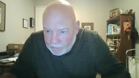 Snapshot of helloforfun111 chatting on 10-13-25, 11:10 helloforfun111 online show from 10-13-25, 11:10