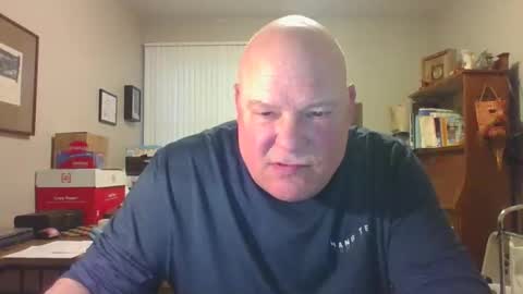 Snapshot of helloforfun111 chatting on 05-12-26, 10:12 helloforfun111 online show from 05-12-26, 10:12