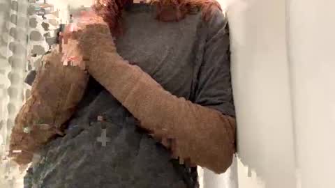 hellokitten123 online show from 01-13-25, 08:15