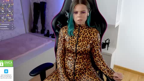 Alice online show from 01-14-25, 02:11